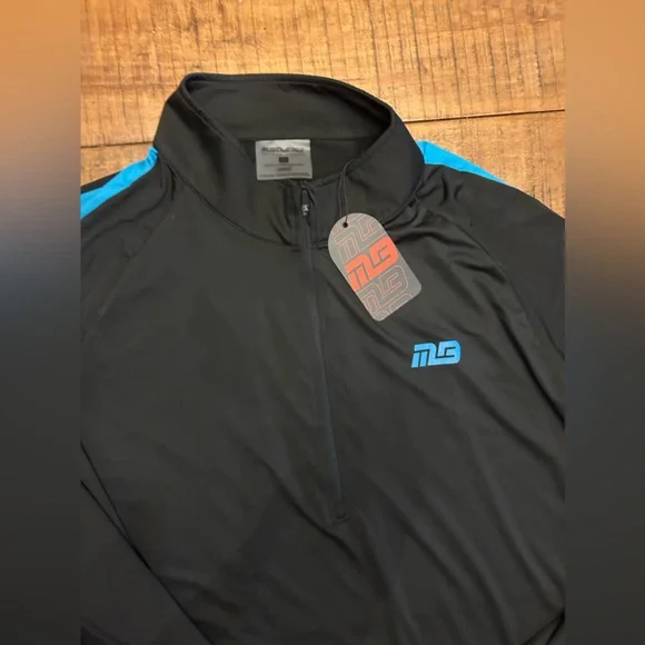 New with tags: Quarter-zip Jacket - Picture 2 of 3